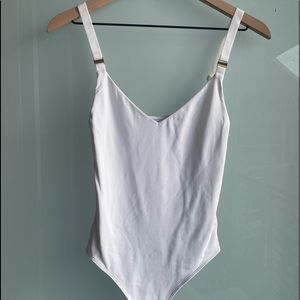 Aritzia Babaton Contour V-Neck Bodysuit